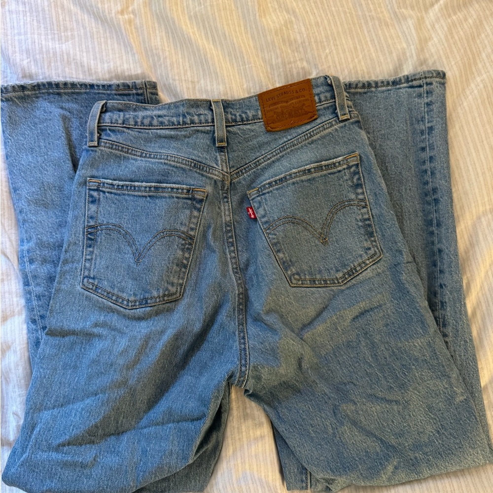 Levi's Lighter Wash Jeans